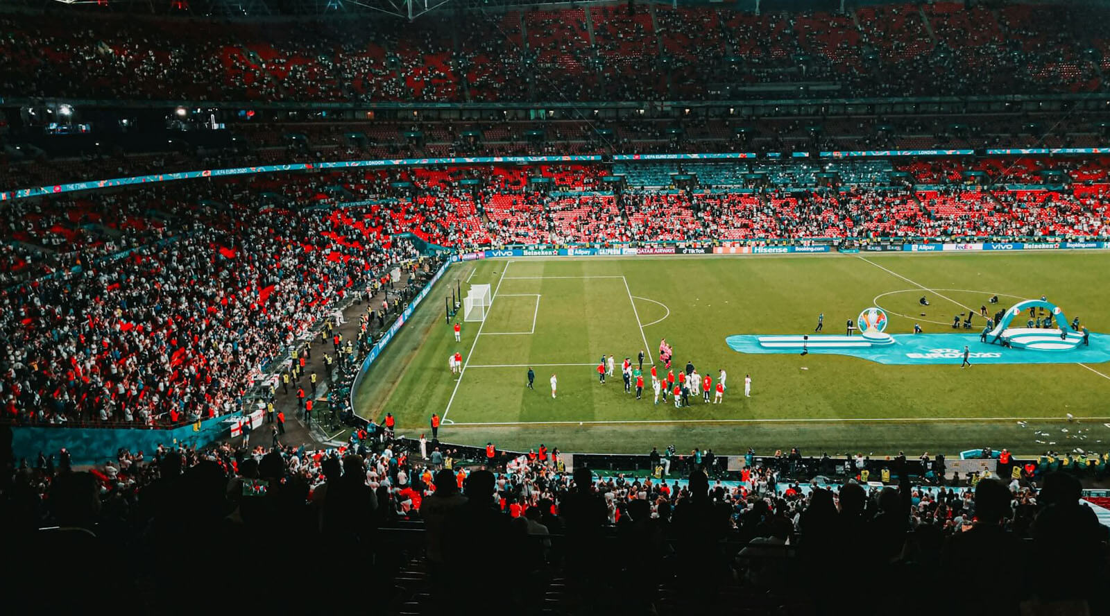 岁本泽马退,出法国国家,传奇生涯画,乐彩体育LeCai官网,LeCai乐彩娱乐,乐彩体育投注,乐彩体育平台,乐彩赛事直播,乐彩体育app下载