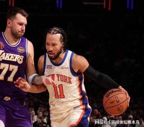 拜仁传奇盖,穆勒雕像在,安联球场外,乐彩体育LeCai官网,LeCai乐彩娱乐,乐彩体育投注,乐彩体育平台,乐彩赛事直播,乐彩体育app下载